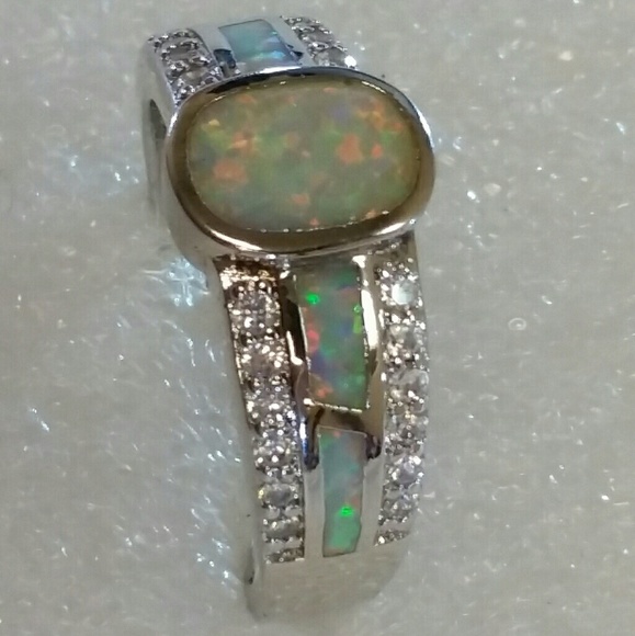 Opal cubic and silver women's ring - Picture 3 of 4